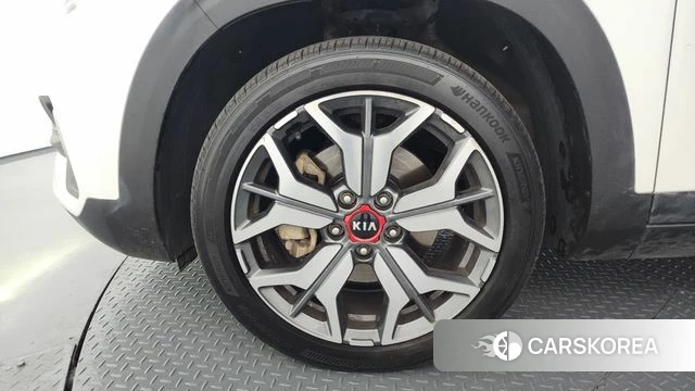 Kia Seltos id 3942133 из Кореи 15