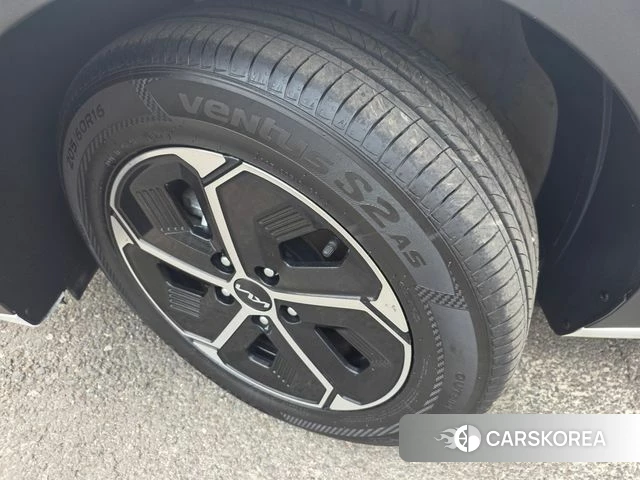 Kia Di Ol Nu Niro id 3922323 из Кореи 13