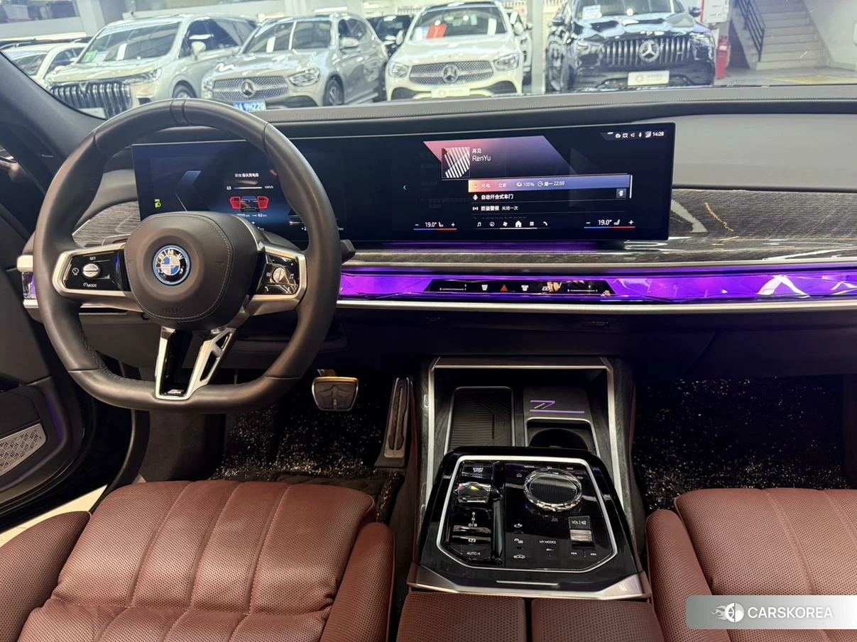 BMW i7 id 4426917 из Китая 12