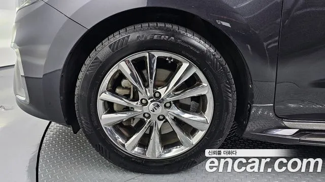 Kia The New Carnival id 2228470 из Кореи 15