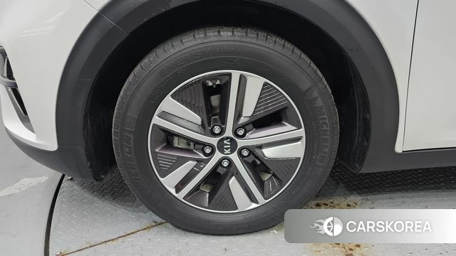 Kia The New Niro id 3917007 из Кореи 15