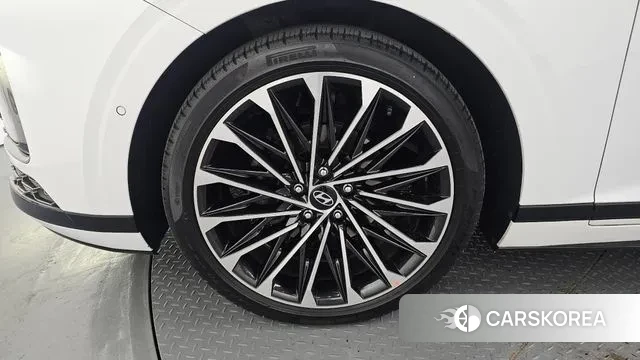 Hyundai Grandeur Hybrid (GN7) id 3487522 из Кореи 15