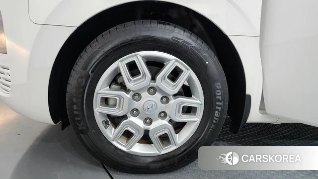 Hyundai Staria id 3871276 из Кореи 15