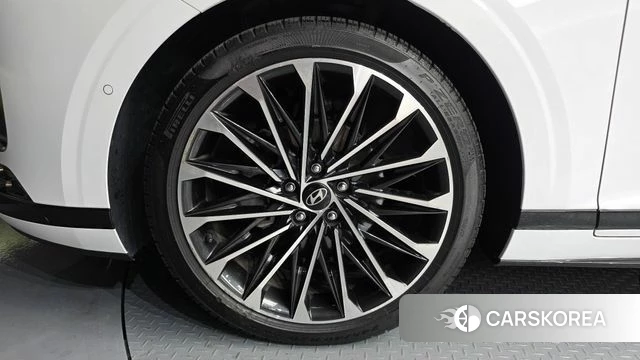 Hyundai Grandeur Hybrid (GN7) id 4591103 из Кореи 15