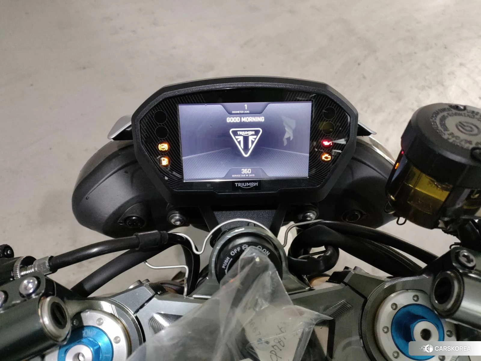 Проданный Triumph STREET TRIPLE RX 2026 из Японии, фото 5