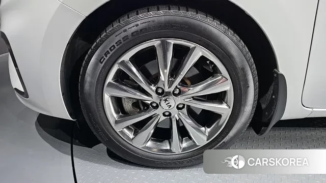 Kia The New Carnival id 3573594 из Кореи 15