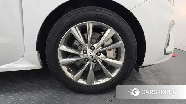 Kia The New Carnival id 3593487 из Кореи 15