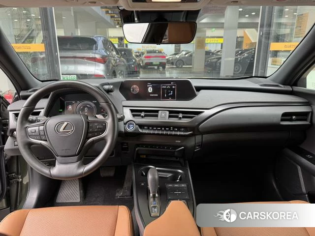 Lexus UX EV id 4274694 из Китая 19