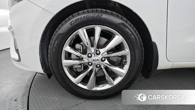 Kia The New Carnival id 3886505 из Кореи 15