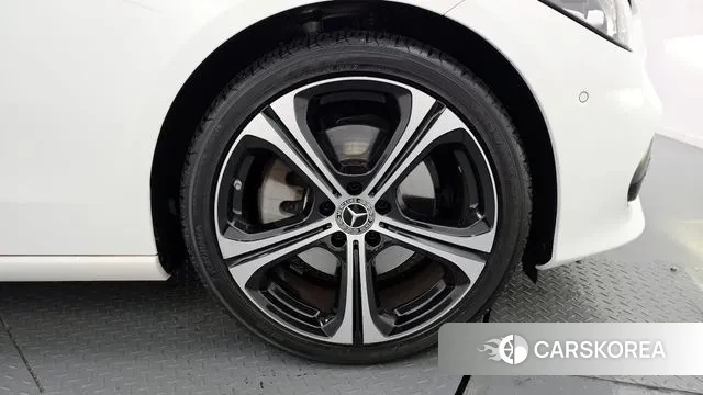 Mercedes-Benz C-Class W206 id 3721348 из Кореи 15