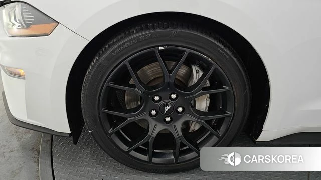 Ford Mustang id 3828674 из Кореи 15