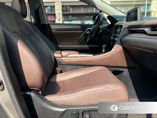 Lexus RX id 4274383 из Китая 9