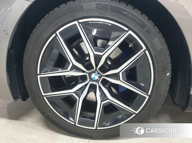BMW 5 Series (G60) id 4302052 из Кореи 15
