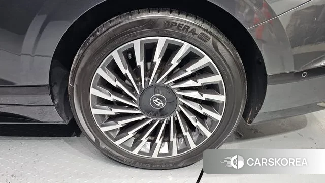 Hyundai Grandeur (GN7) id 3517691 из Кореи 15