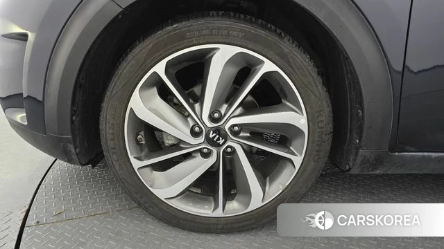Kia Niro id 4615541 из Кореи 15