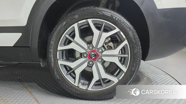 Kia Seltos id 4594203 из Кореи 15