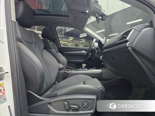 Audi Q5L id 4259591 из Китая 15