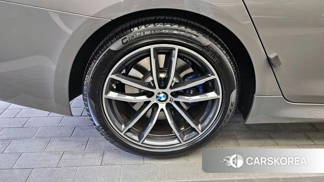 BMW 5 Series (G30) id 4293712 из Кореи 28