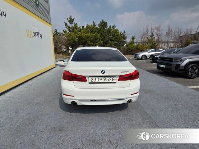 BMW 5 Series (G30) id 3807858 из Кореи 11