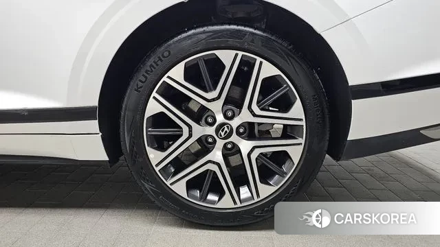 Hyundai Grandeur (GN7) id 3619937 из Кореи 15