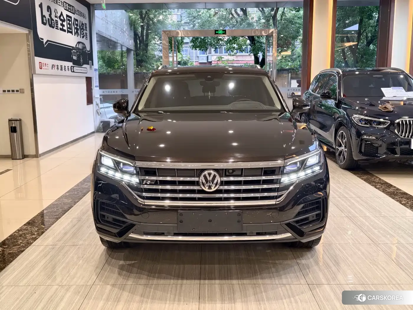 Volkswagen Touareg id 4547632 из Китая 22