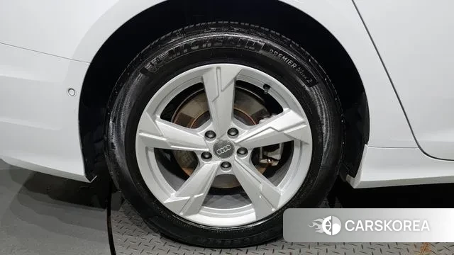 Audi A6 (C8) id 3054787 из Кореи 15