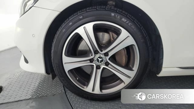 Mercedes-Benz E-Class W213 id 4285915 из Кореи 27