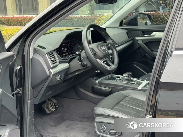 Audi Q5L id 4238123 из Китая 8