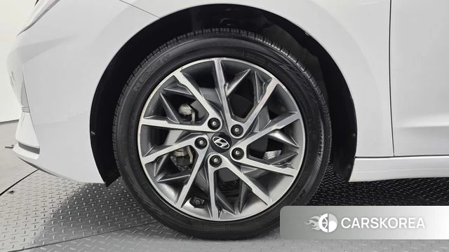 Hyundai The New Avante AD id 3942703 из Кореи 15