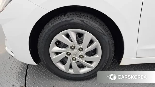 Hyundai The New Avante AD id 3095863 из Кореи 15