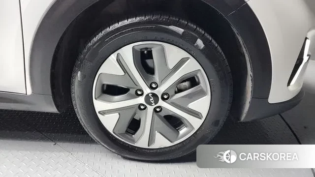 Kia Niro Plus id 3306045 из Кореи 15