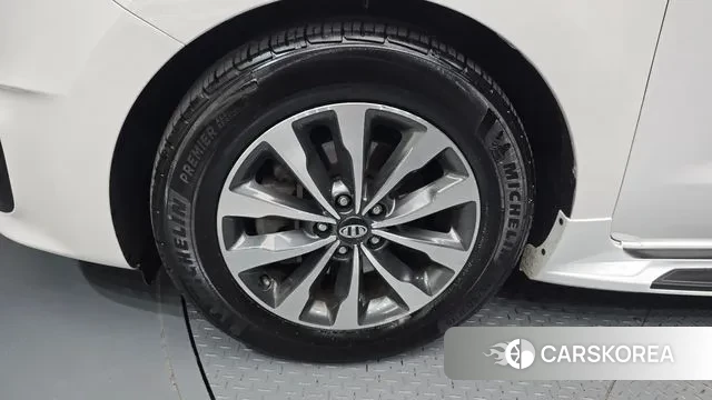 Kia All New Carnival id 3480376 из Кореи 15