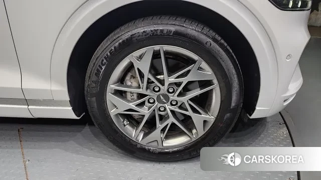 Genesis GV70 id 3185554 из Кореи 15