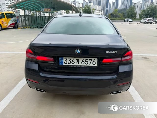 BMW 5 Series (G30) id 4848081 из Кореи 7
