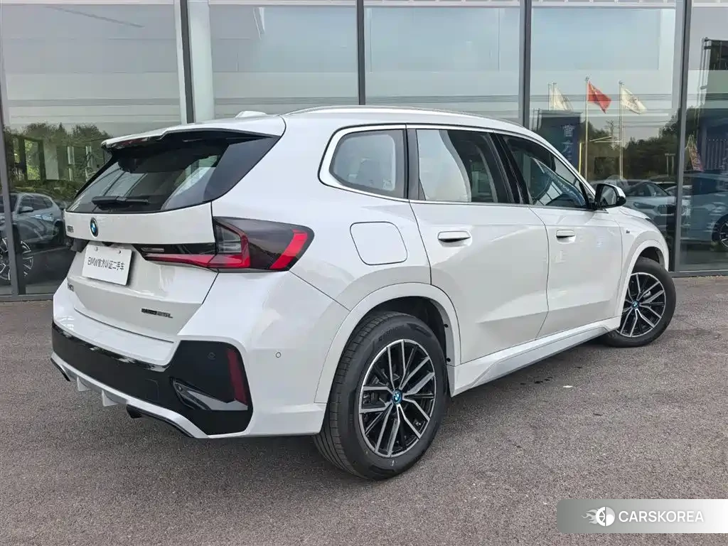 BMW iX1 id 4653977 из Китая 17