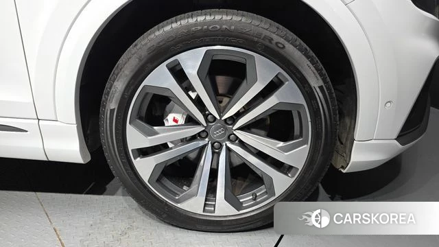 Audi Q8 (4M) id 4736691 из Кореи 15