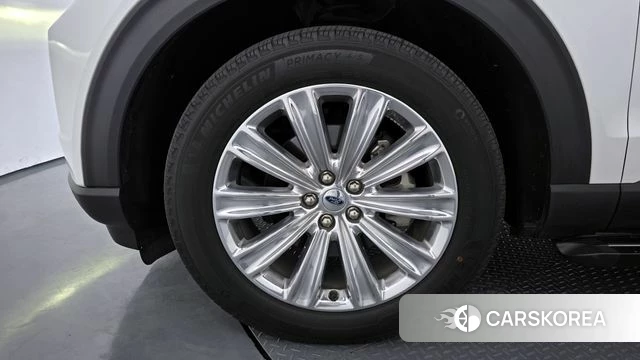 Ford Explorer 6th Generation id 4370372 из Кореи 27