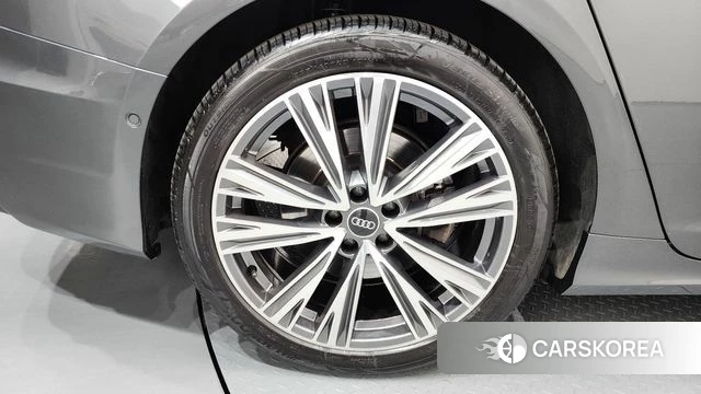 Audi A6 (C8) id 3941866 из Кореи 15