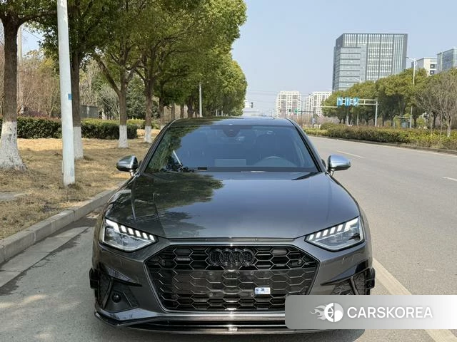 Audi A4L id 4209941 из Китая 11