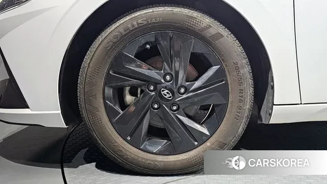 Hyundai Avante Hybrid (CN7) id 3032288 из Кореи 15