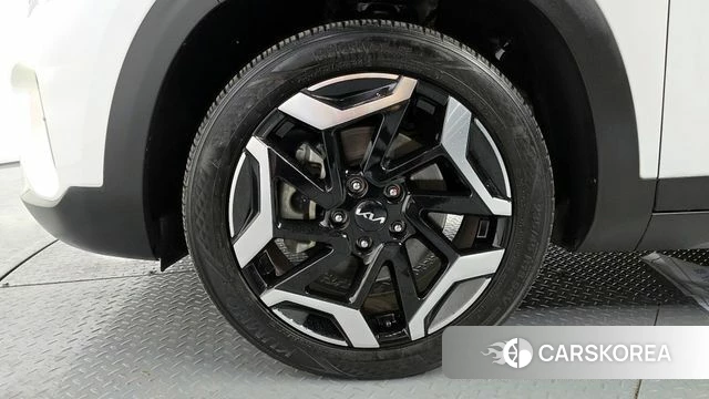 Kia The New Seltos id 4201676 из Кореи 31