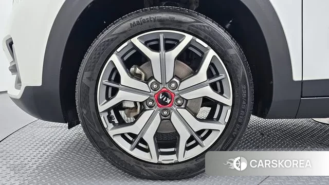 Kia Seltos id 3468708 из Кореи 15