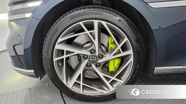 Genesis G90 (RS4) id 4793468 из Кореи 31