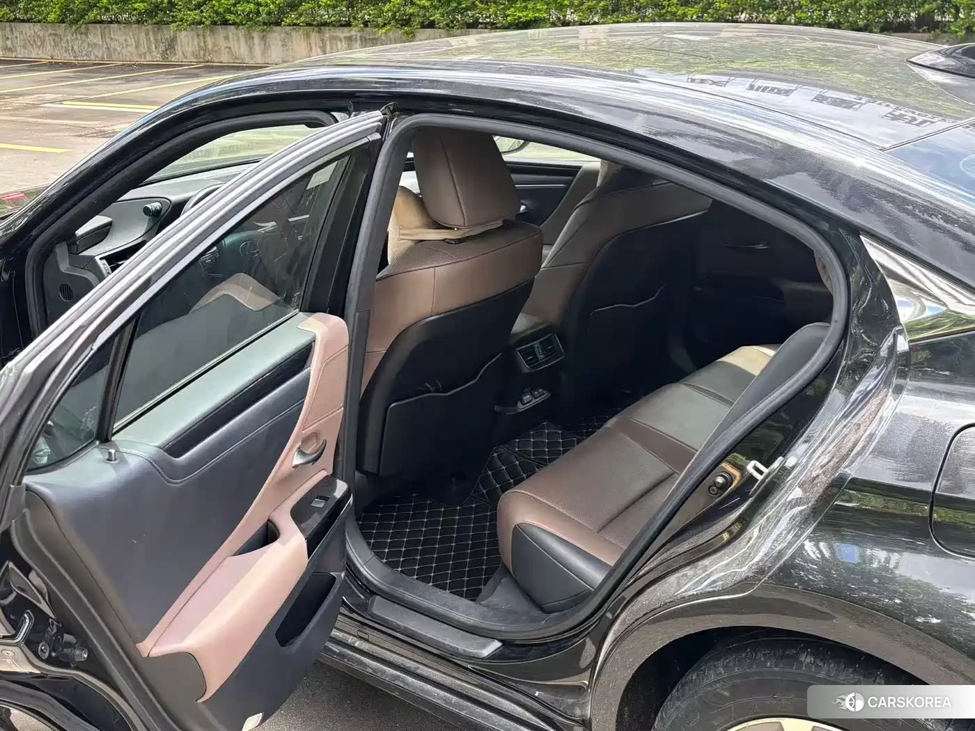 Lexus ES 2022 Черный из Китая, фото 5