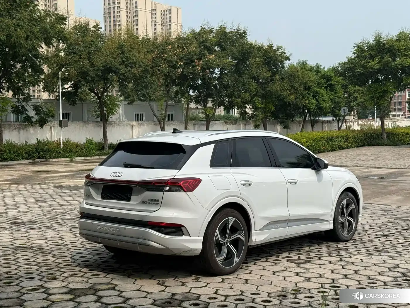 Audi Q4 e-tron 2024 Белый из Китая, фото 5