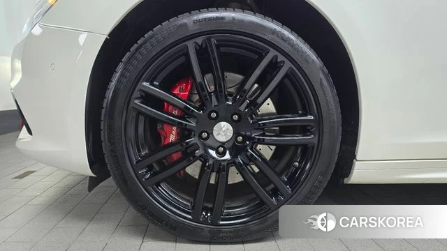 Maserati Ghibli id 3867496 из Кореи 15
