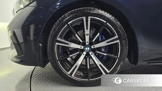 BMW 5 Series (G60) id 3457078 из Кореи 15