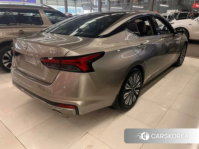 Nissan Teana id 4275960 из Китая 7