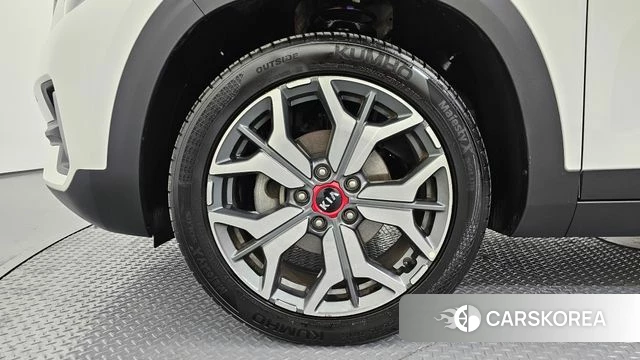 Kia Seltos id 3905170 из Кореи 15