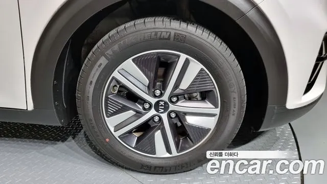 Kia The New Niro id 2854022 из Кореи 15